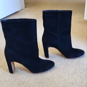 Dolce Vita Black Suede Bootie. Size 7.